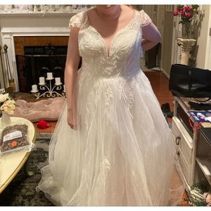 White Oleg Cassini Size 18 A-line dress